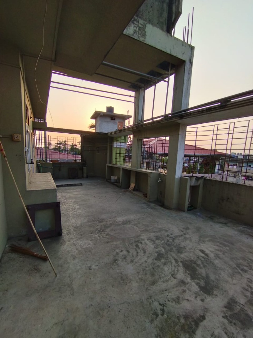 Unfurnished 2bhk in Bholanath Mandir Ulubari, near Royal Furniture, Ulubari, Guwahati, Assam, India for Rent